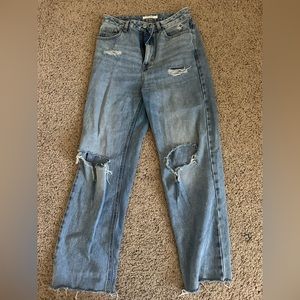 Pacsun! barely worn wide legged straight jeans, with holes  light washed